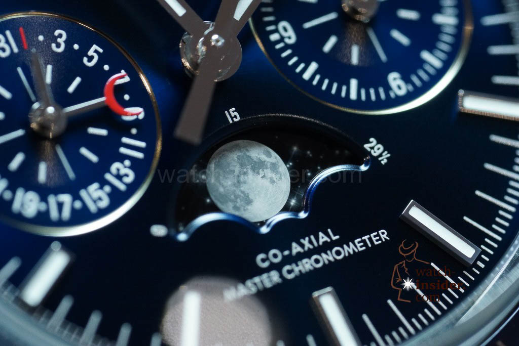 Omega Speedmaster - Co-Axial Master Chronometer Chronograph Moonphase 44.25 mm